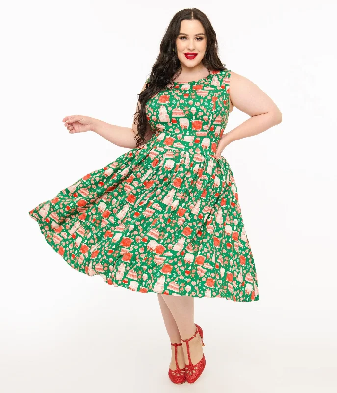 Miss Lulo Plus Size 1950s Green & Red Holiday Cake Lily Swing Dress