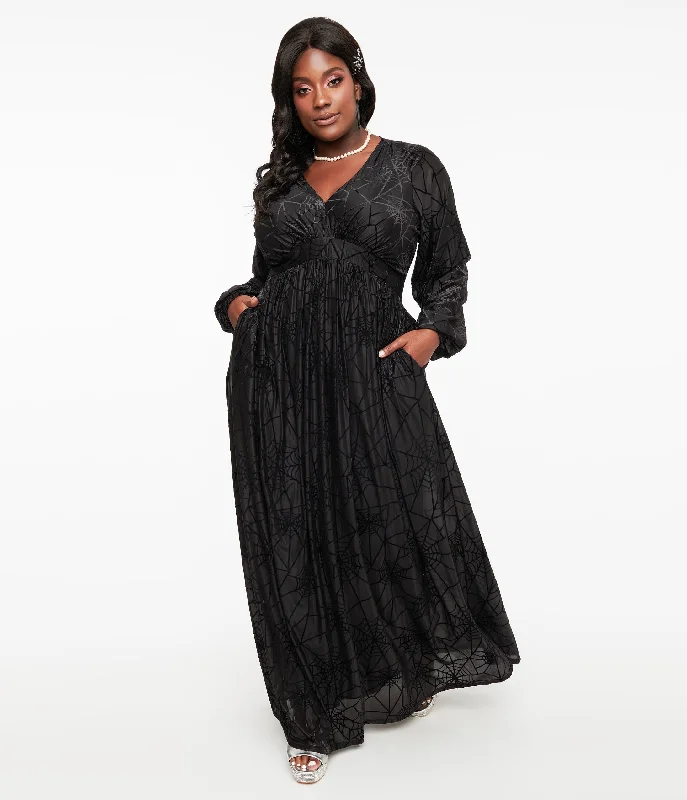 Unique Vintage Plus Size 1970s Black Spiderweb Maxi Dress