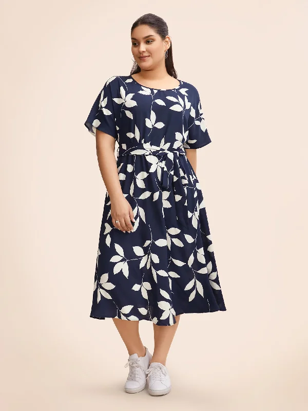 Leaf Print Pocket Belted Dress