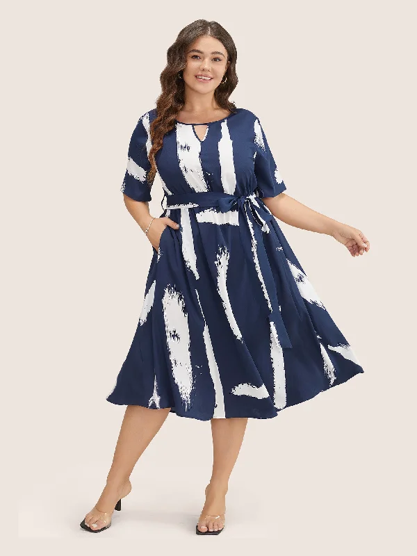 Brush Print Keyhole Belted Pocket Flutter Dress