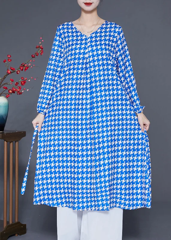 Boutique Blue V Neck Plaid Silk Holiday Dress Long Sleeve