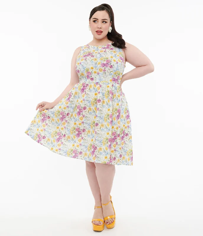 Retrolicious Plus Size 1950s Vintage Style Wildflower Cotton Swing Dress